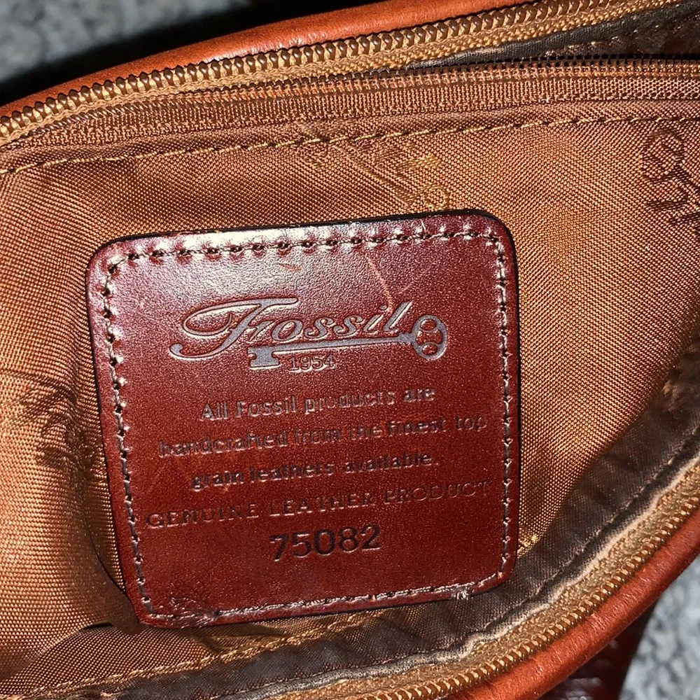 Fossil LEATHER Bag — Beautiful Color!!! - Picture 13 of 13